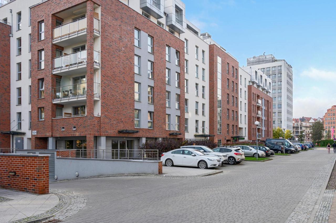 Angielska Grobla City Center & Marina By Downtown Apartments Гданск Екстериор снимка