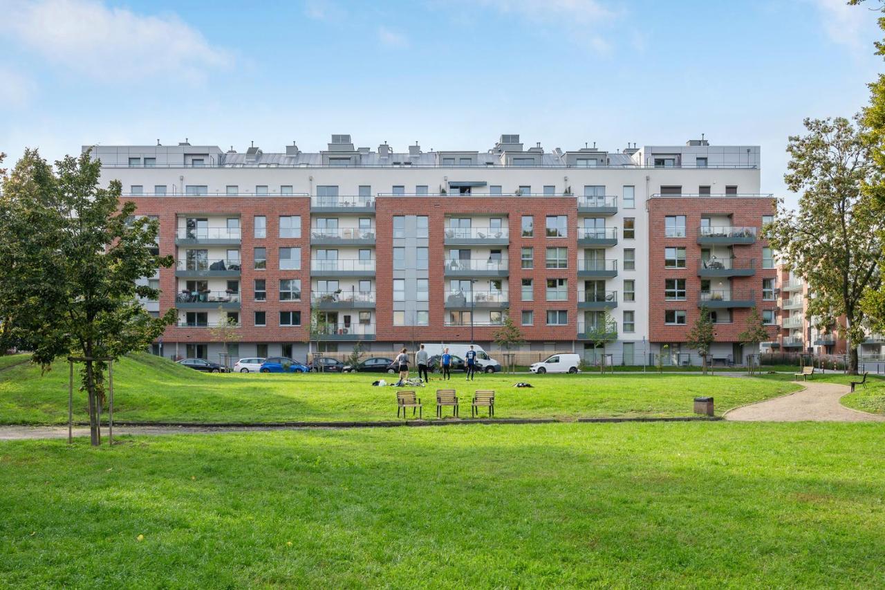 Angielska Grobla City Center & Marina By Downtown Apartments Гданск Екстериор снимка