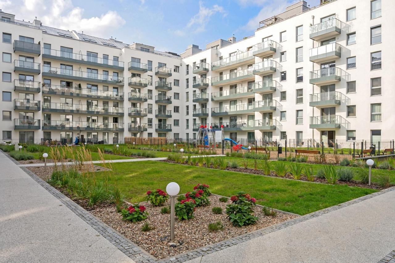 Angielska Grobla City Center & Marina By Downtown Apartments Гданск Екстериор снимка
